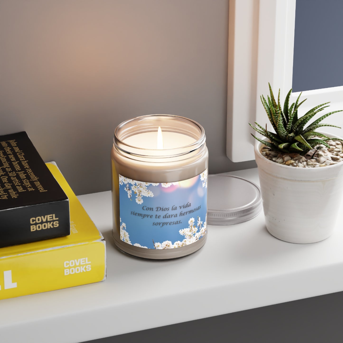 Vela Aromatica - 9oz - "Con Dios la vida siempre te dara hermosas sorpresas"
